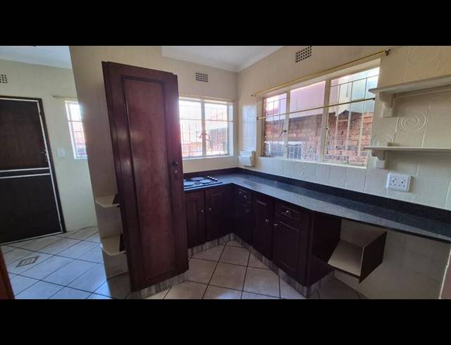 3 BEDROOM TOWNHOUSE FOR SALE IN BIRCHLEIGH